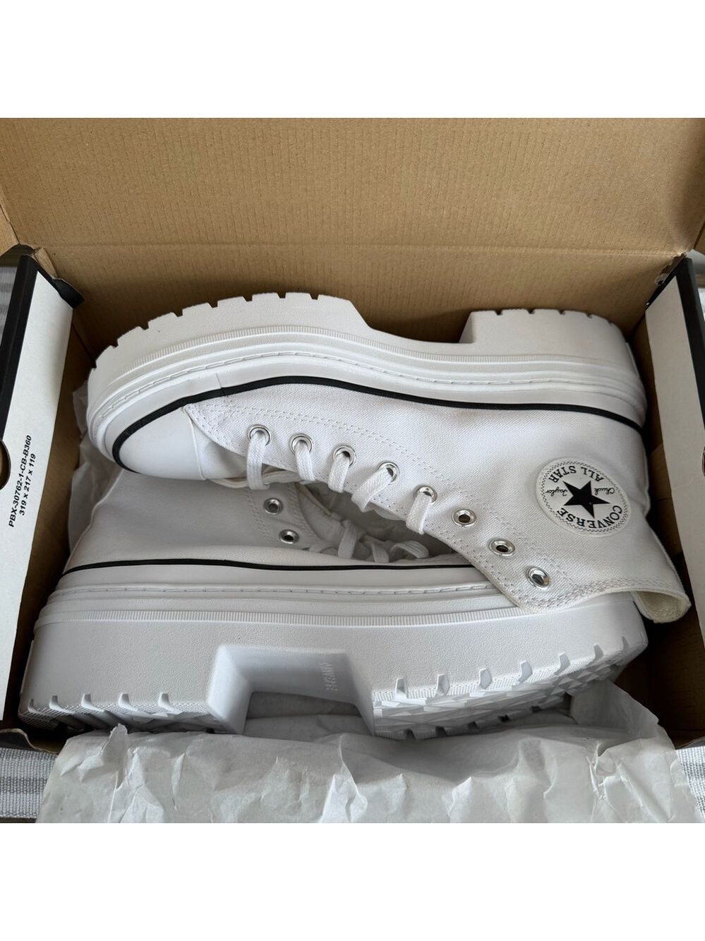 Converse NEW Women's Chuck Taylor All Star Lugged Platform Hi Top Shoe Size 10 - Picture 10 of 10